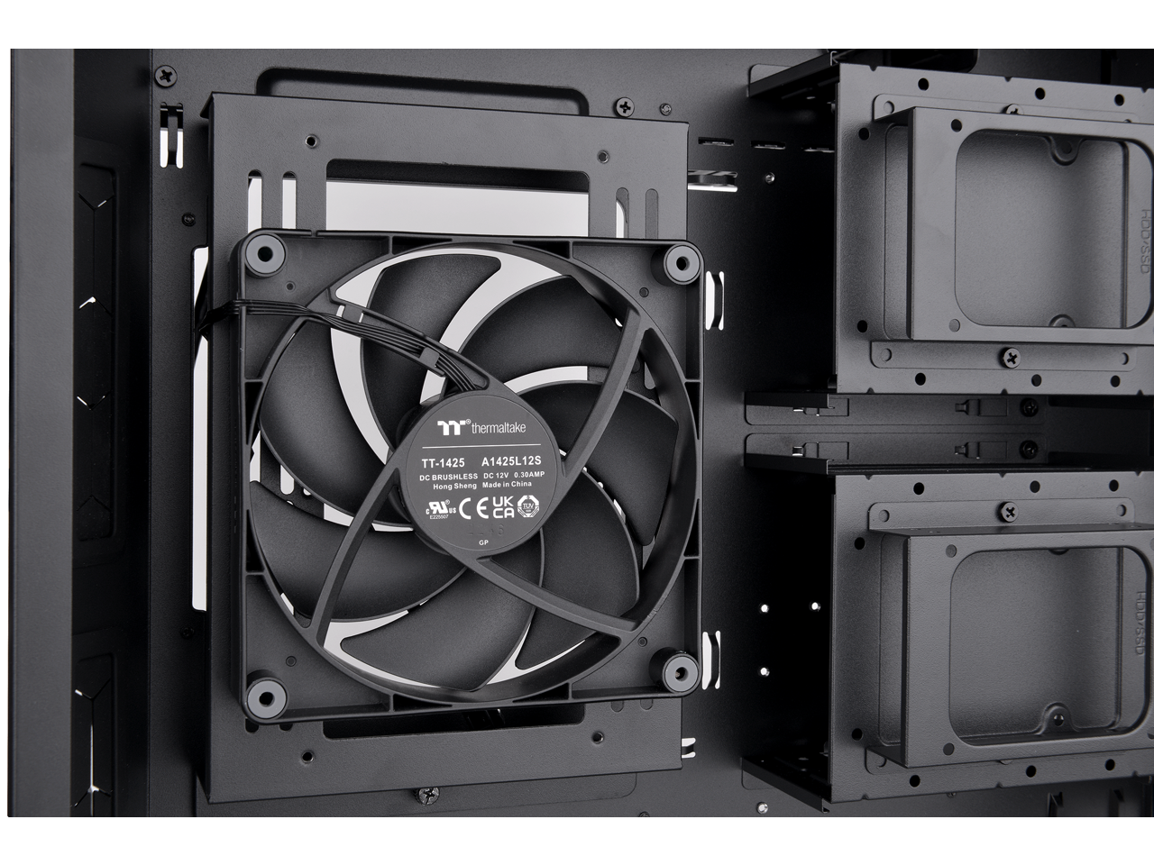 Thermaltake Cte C700 Air Mid Tower With Centralized Thermal Efficiency 