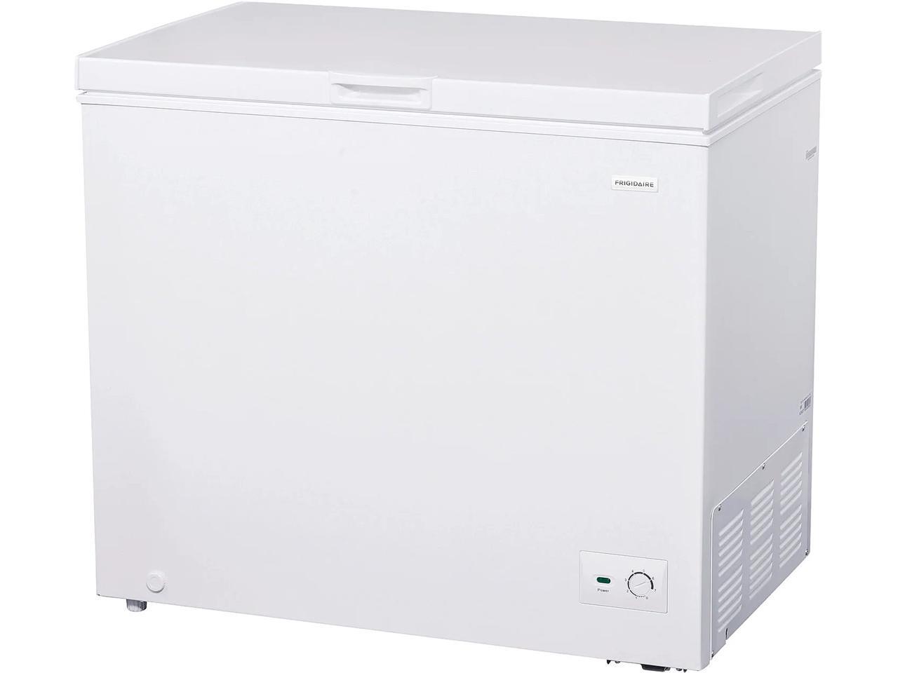 Frigidaire 8.7 Cu. Ft. Chest Freezer White FFCS0922AW