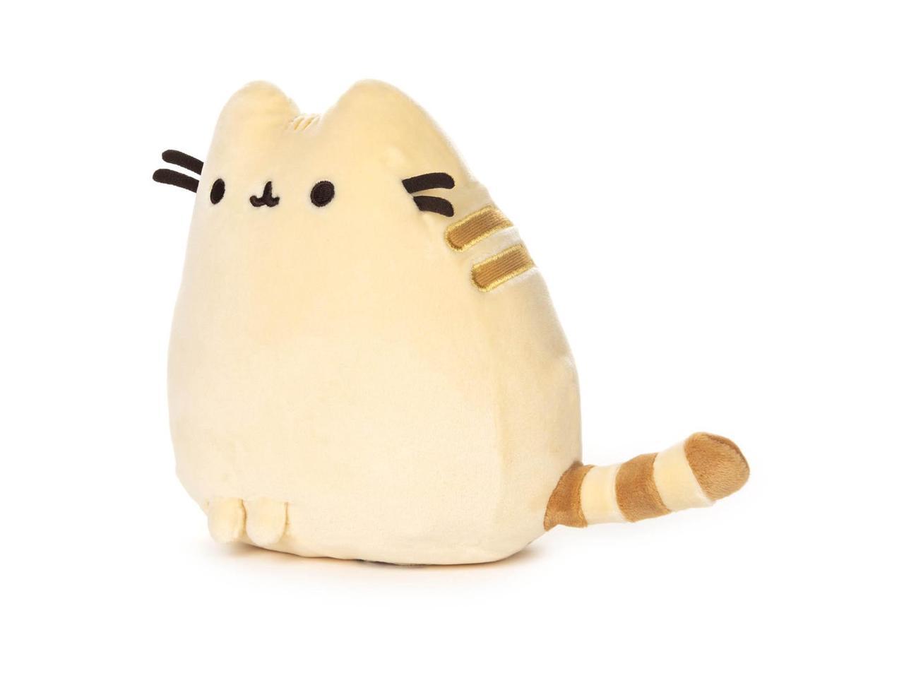 pusheen sitting