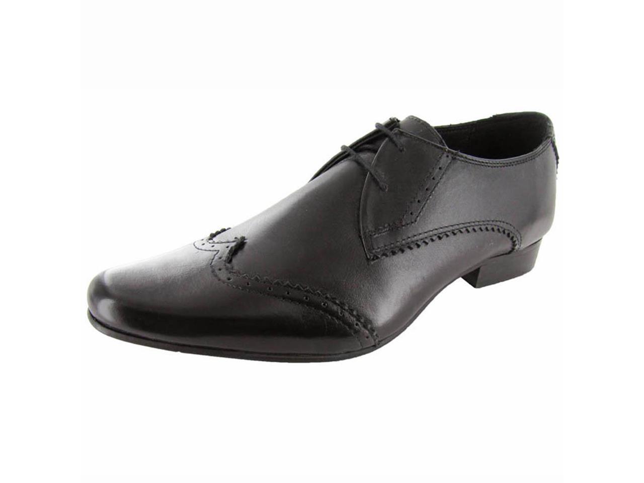 pointed oxford shoes