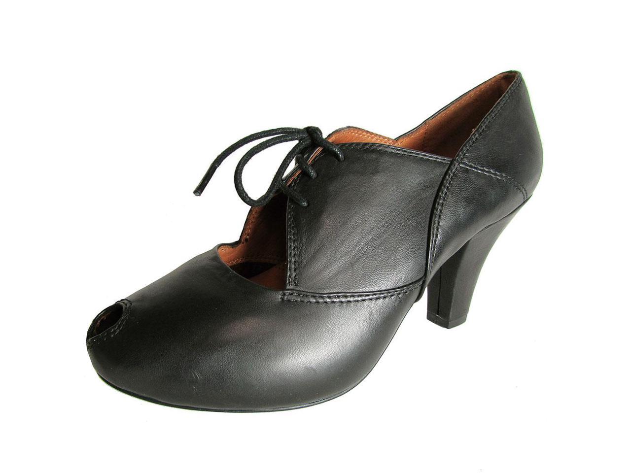 ladies black court shoes size 7