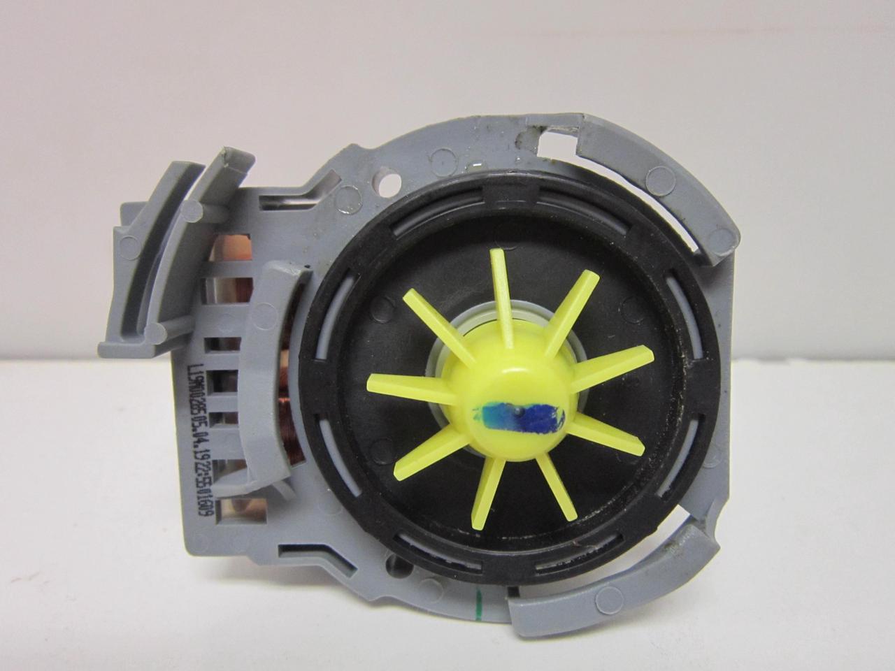 Used Like New Maytag MDB8989SHZ0 Dishwasher Drain Pump WPW10348269