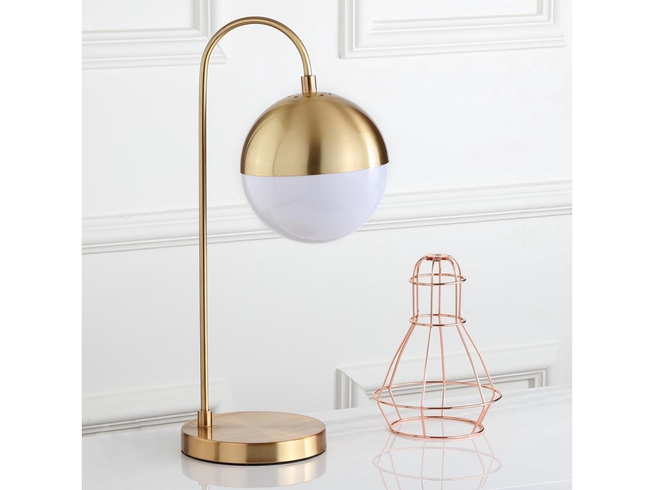 safavieh callum table lamp