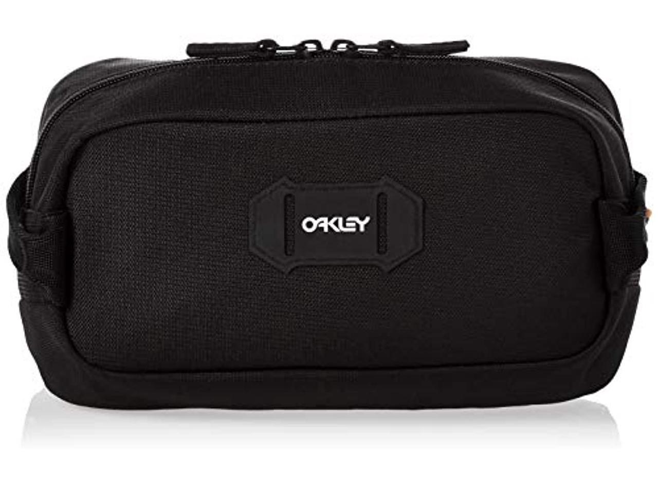 oakley men's street toiletry kit, blackout, one size 