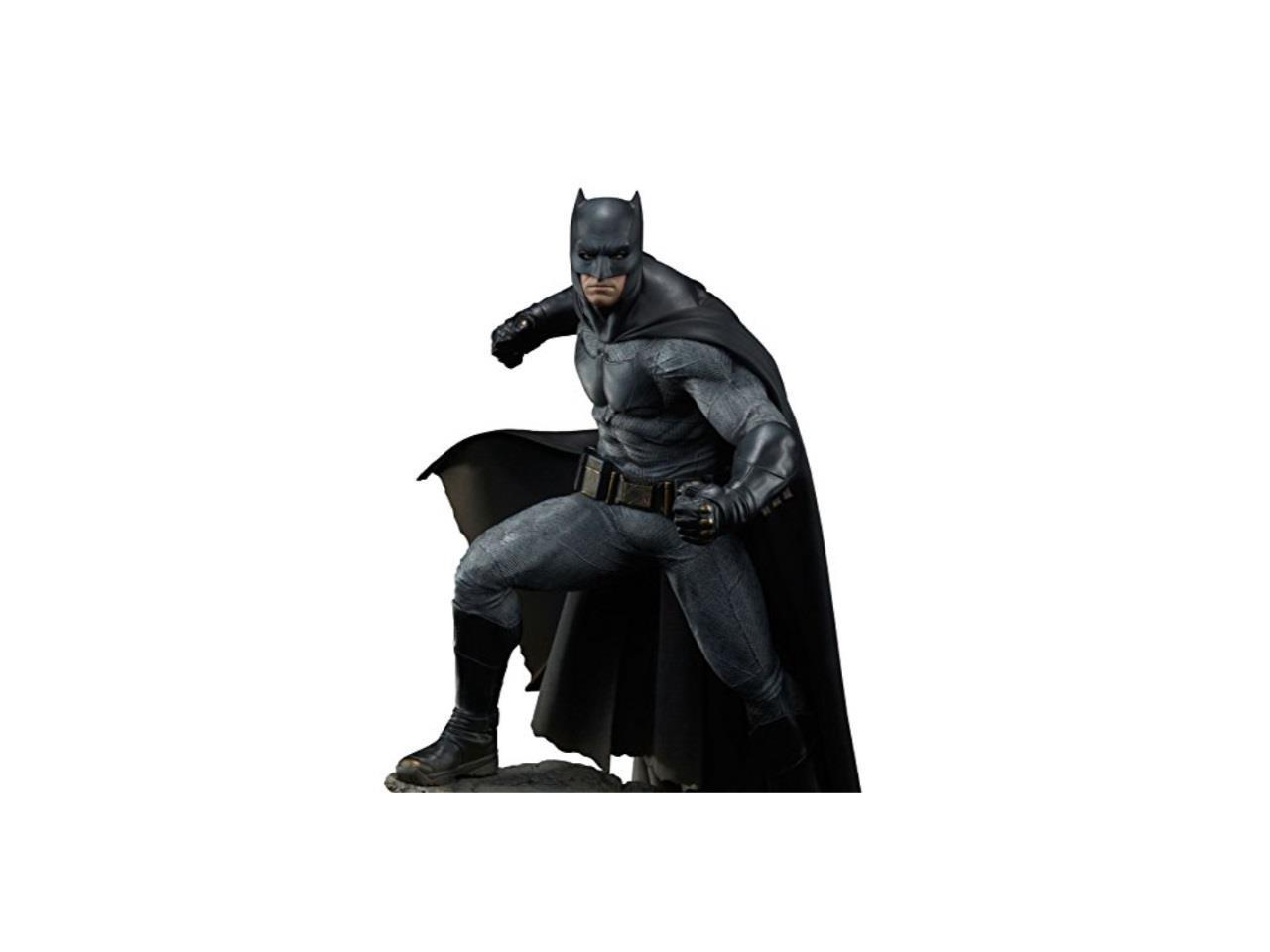 batman ben affleck statue