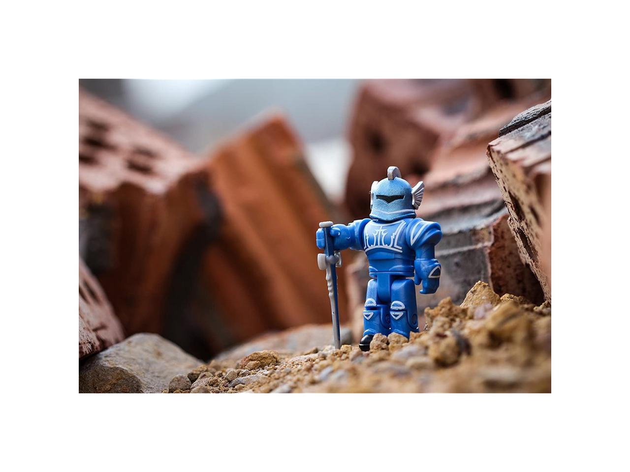 Roblox Action Collection - Champions of Roblox Six Figure Pack [Includes  Exclusive Virtual Item] - Newegg.com