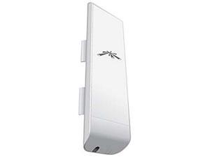 Ubiquiti NanoStation NSM365-US Wireless Bridge - 2 x Network (RJ-45) - Pole-mountable Ubiquiti NanoStation NSM365-US Wireless Bridge - 2 x Network (RJ-45) - Pole-mountable