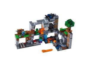 LEGO The Bedrock Adventures Minecraft Overworld Building 644 Piece Playset 21147