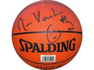 Norm Van Lier signed Spalding NBA IO Basketball 2 Beckett Review Chicago Bulls3X All Star