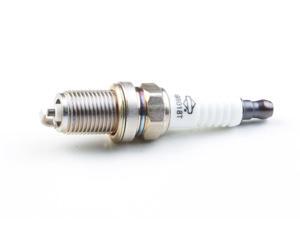 Briggs and Stratton 496018 Spark Plug For OHV Engines 5066K, RC14YC Briggs and Stratton 496018 Spark Plug For OHV Engines 5066K, RC14YC