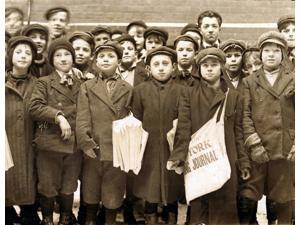 Hartford Newsboys Lewis Hine 1909 Poster Print by Science Source (24 x 18) Hartford Newsboys Lewis Hine 1909 Poster Print by Science Source (24 x 18)