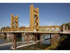 Historic Tower Bridge Sacramento California over the Sacramento River Poster Print (18 x 24) Historic Tower Bridge Sacramento California over the Sacramento River Poster Print (18 x 24)