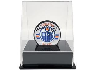 OnDisplay Deluxe UV-Protected Hockey Puck Display Case - Angle Black Base OnDisplay Deluxe UV-Protected Hockey Puck Display Case - Angle Black Base