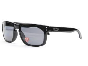 Oakley OO9102-02 Holbrook Sunglasses - Polished Black Frame / Grey Polarized Lens Oakley OO9102-02 Holbrook Sunglasses - Polished Black Frame / Grey Polarized Lens