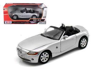 Audi A4 Cabriolet 2000 Silver 1:18 Model MOTORMAX