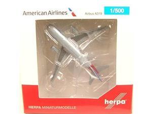Herpa Wings Herpa 530835 American Airlines Airbus A319 1:500 Scale Diecast REG# N8001N