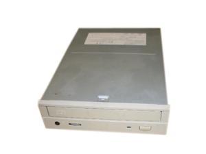 Toshiba XM-6102B 24X Internal IDE / ATAPI 5.25" Beige CD-ROM Drive