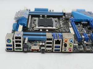 New boxed ASUS P9X79 2011 pin luxury X79 large board supports E5-2670 3960X New boxed ASUS P9X79 2011 pin luxury X79 large board supports E5-2670 3960X