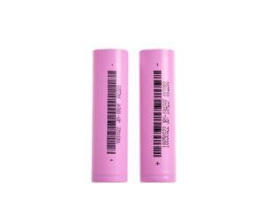 2Pcs 18650 2200 mAh 3.7V Rechargeable Li-ion Battery Flat Top Rechargeable Batteries (the color of the outer of batteries would be random)