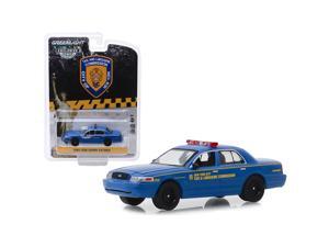 2006 Ford Crown Victoria \New York City Taxi and Limousine Commission\ (\"TLC\") Blue \"Hobby Exclusive\" 1/64 Diecast Model Car by Greenlight""" 2006 Ford Crown Victoria \New York City Taxi and Limousine Commission\ (\"TLC\") Blue \"Hobby Exclusive\" 1/64 Diecast Model Car by Greenlight"""