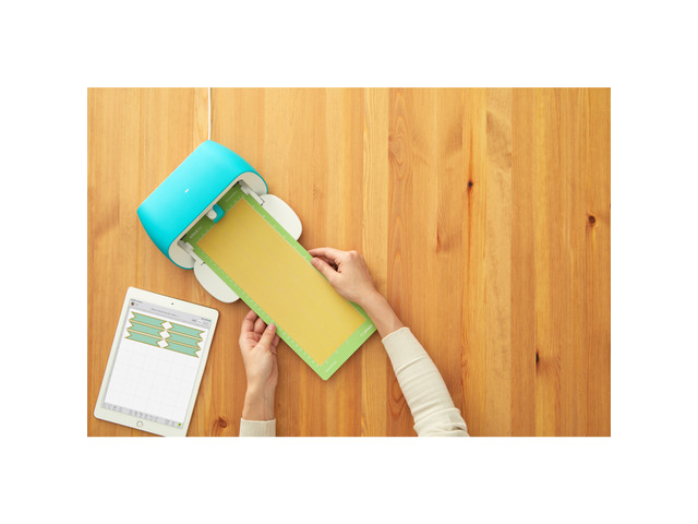 Cricut Joy StandardGrip Cutting Mat Green 1 Mat 4.5'x12' 2007932