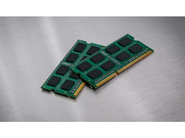 Kingston 8GB DDR5 SDRAM Memory Module - For Workstation - 8 GB - DDR5-5600/PC5-44800 DDR5 SDRAM - 5600 MHz Single-rank Memory - CL46 - 1.10 V -...
