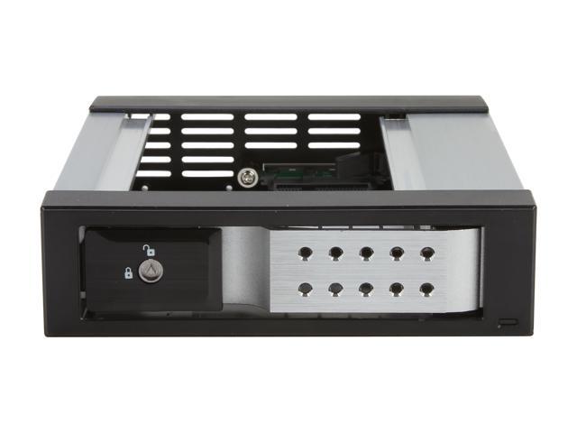 iStarUSA BPN-DE110SS-SILVER Trayless 5.25' to 3.5' SATA SAS 6 Gbps HDD Hot-swap Rack