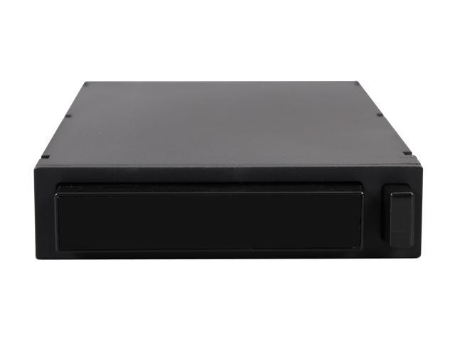 iStarUSA BPX-35U3-SA 3.5' to 2.5' SATA 6 Gbps HDD SSD Internal and External USB 3.0 Hot-swap Rack