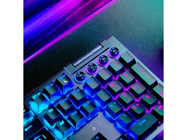 Razer - BlackWidow V4 Pro Full Size Wired Mechanical Green Clicky Switch Gaming Keyboard with Chroma RGB Backlighting - Black - image 10