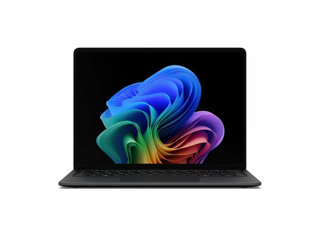 Microsoft Surface Laptop 8 13.8' Touchscreen Notebook - Intel Core Ultra 5 335 - 16 GB - 256 GB SSD - Webcam - Wi-Fi 7 - Black - EP2-47590