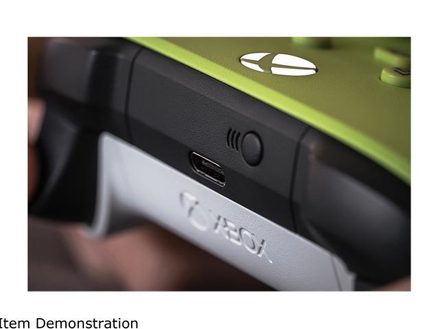 Microsoft - Xbox Wireless Controller for Xbox Series X, Xbox Series S, Xbox One, PCs, and Cloud-Enabled Devices - Electric Volt - image 6