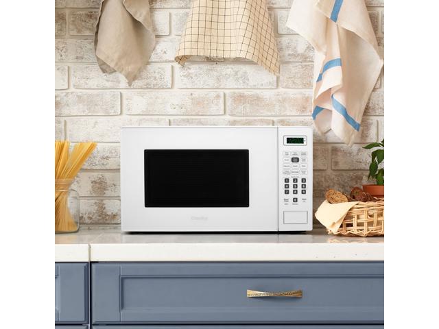 Danby 0.7 cu. ft. Countertop Microwave in White, DBMW0721BWW