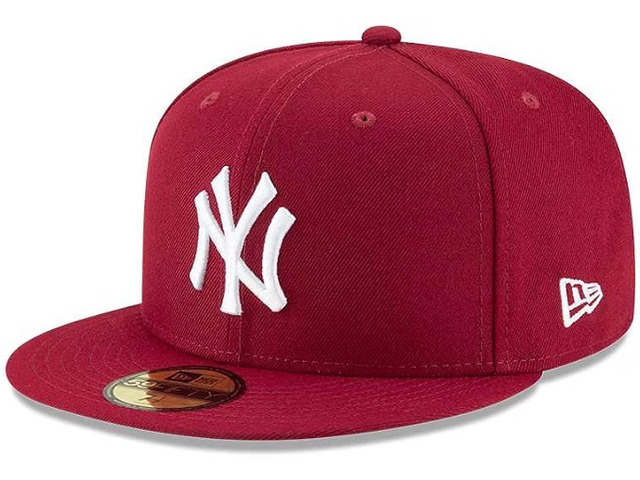 New Era New York Yankees MLB Basic 59FIFTY Cardinal Fitted Hat Size 7 1/4