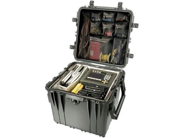 PELICAN 0340-000-110 Black 0340 18' Cube Case with Foam