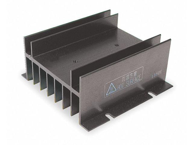 OMRON Y92BA150N Heat Sink, Screw, 1.37 C/W