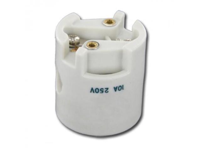 USHIO P28s 250V 10A Medium Prefocus Porcelain Socket No Leads