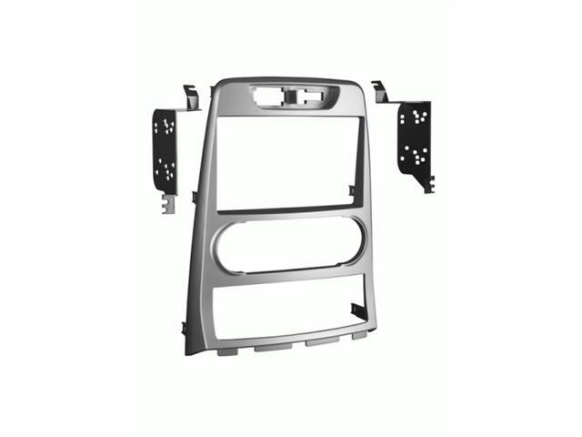 Metra - Dash Kit for Select 2010-2012 Hyundai Genesis DDIN - Silver - image 4