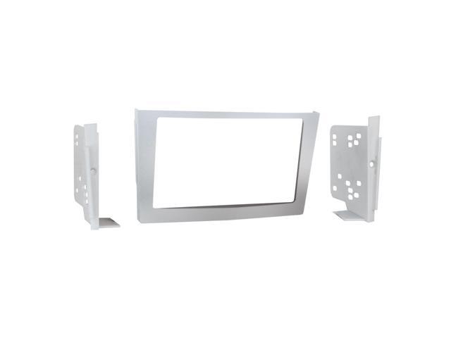 Metra - Dash Kit for Select 2008-2009 Saturn Astra DDIN - White - image 2