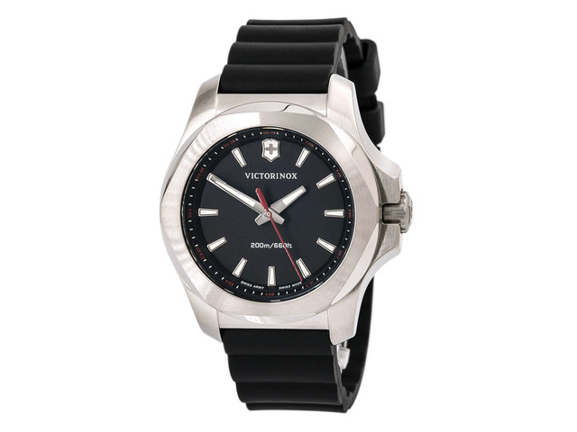 Victorynox Men's Classic Watch Quartz Sapphire Crystal 241768