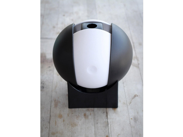 Altatac Sports Party Serving Bowls, 2 Black, 2 White Bowls and Stand