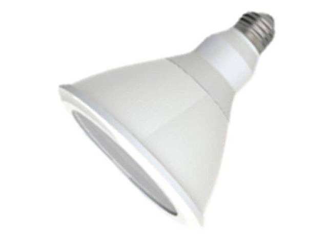 Dimmable LED - 12 Watt - PAR38 - 90W Equal - 1550 Candlepower - 40 Deg. Flood -