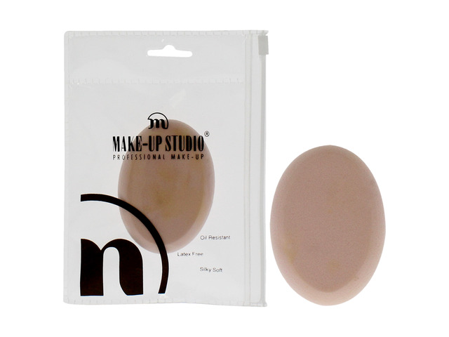Oval Buffed Sponge Blending - Light Pink by Make-Up Studio for Women - 1 Pc Sponge