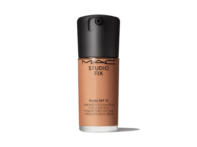 Studio Fix Fluid SPF 15 24Hr Matte Foundation Plus Oil Control - NW30 by MAC for Women - 1 oz Foundation