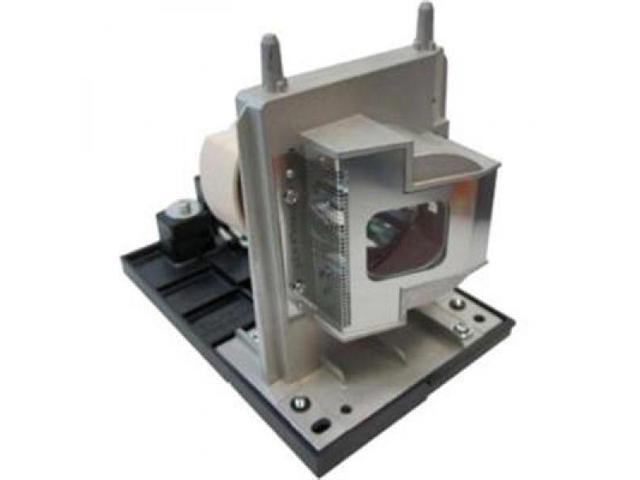 eReplacements Compatible Projector Lamp Replaces Smartboard 1018740-ER