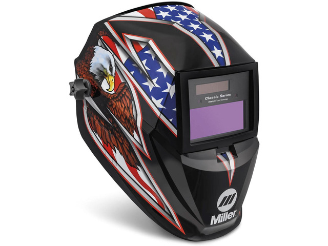 Miller 287820 Classic Series Auto Darkening Welding Helmet with ClearLight Lens, Liberty