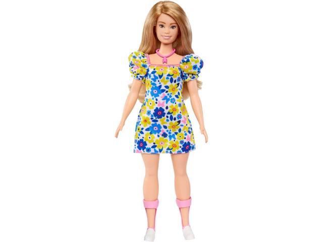 Mattel HJT05 Barbie Fashionistas Doll 208 - Barbie with Down Syndrome