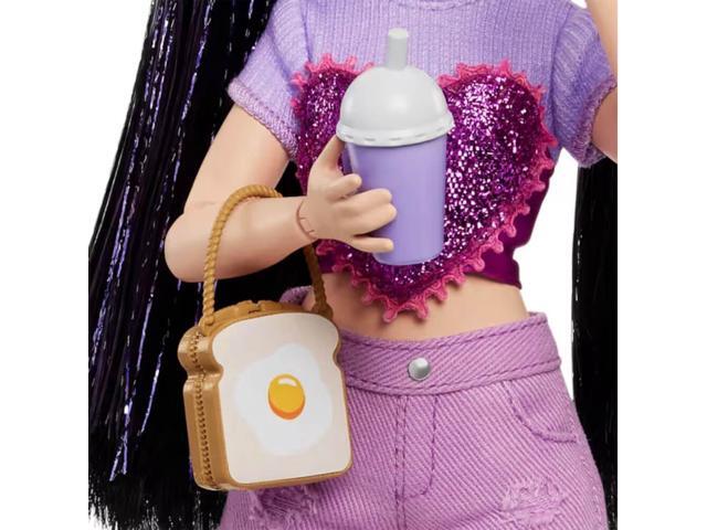 Mattel HYC24 Barbie Dream Besties Doll - Renee