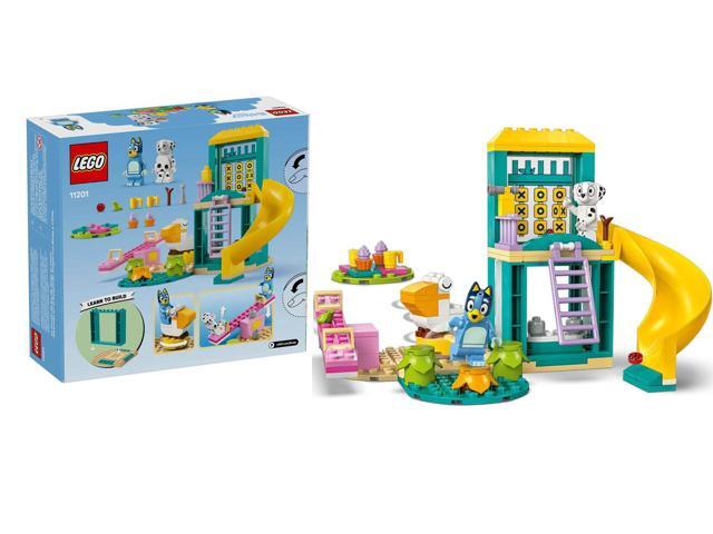 LEGO - Bluey Playground Fun with Bluey and Chloe 11201 - image 8
