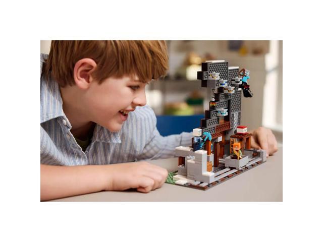 LEGO - Minecraft The Pickaxe Mine Kids Toy 21277 - image 4
