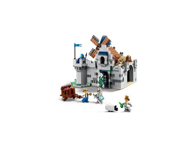 LEGO - Creator 3 in 1 Medieval Horse Knight Castle 31168 - image 5
